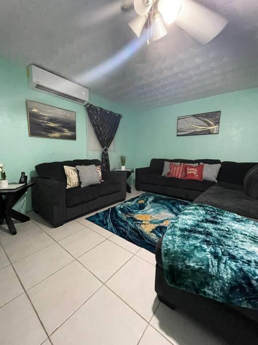 Wally's Haven Holiday home Nassau